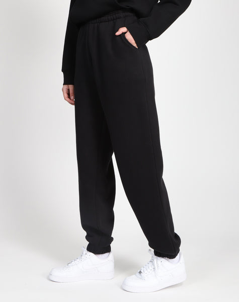 The Oversized Jogger  True Black – BRUNETTE The Label