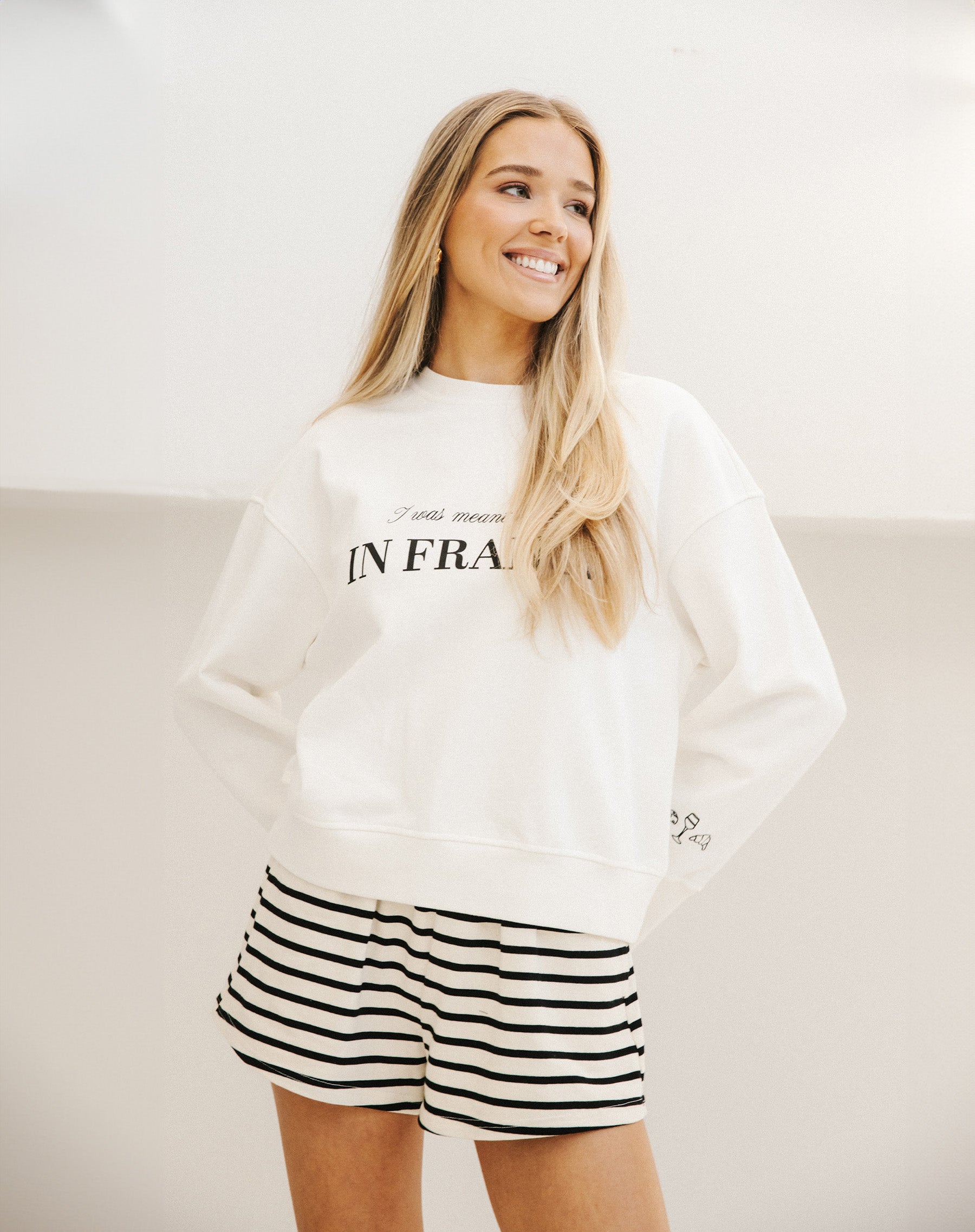 "France" Wide Sleeve Crew