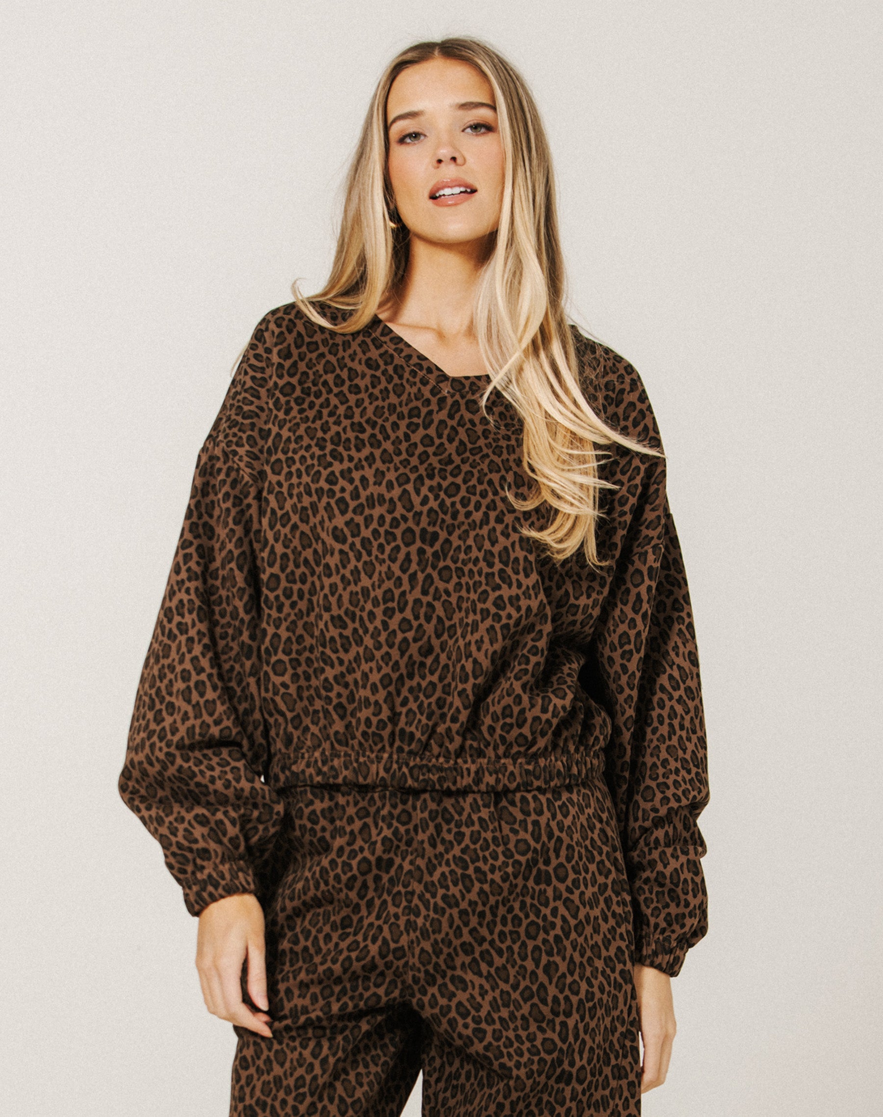 High V Oversized Crew