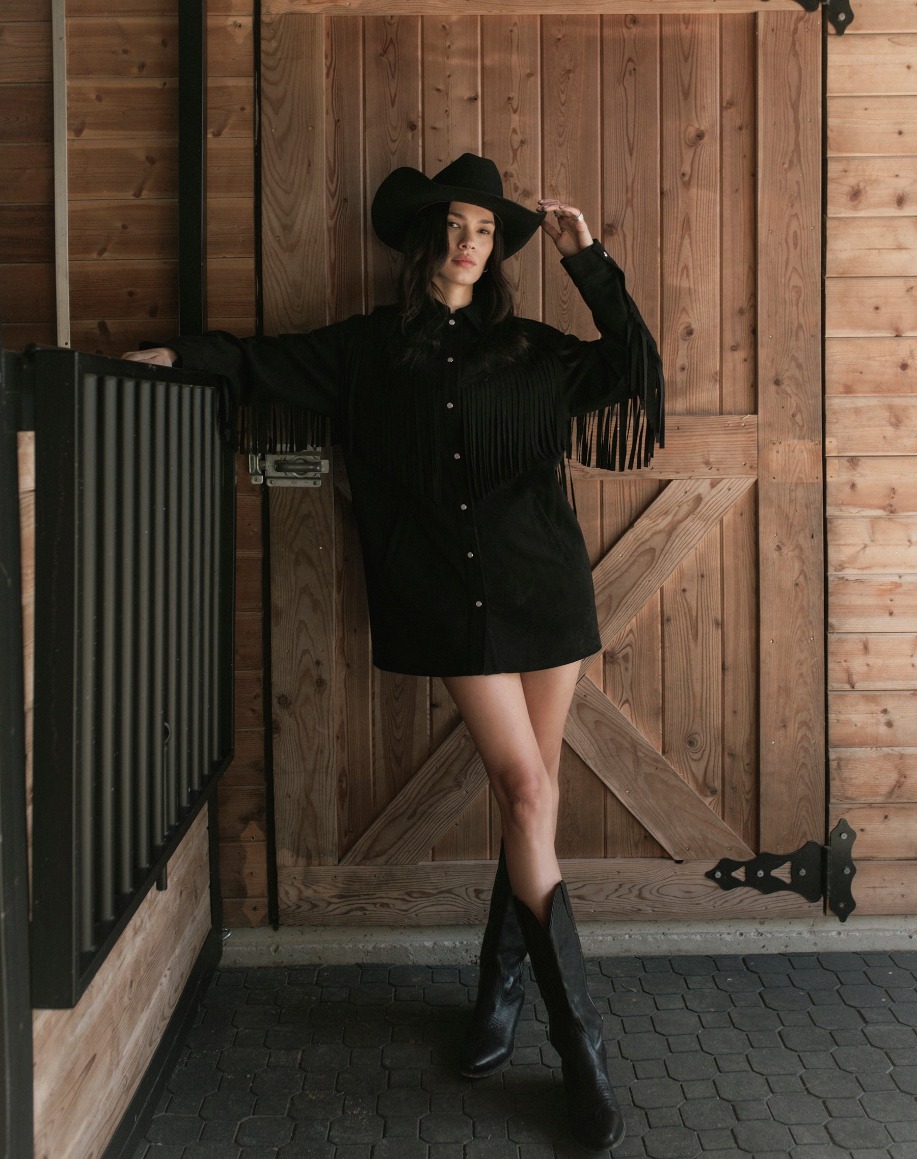 GGUM ×DEINET FRINGE JACKET（BK_F） 特典トレカ付き Fringe Jacket – BRUNETTE The Label