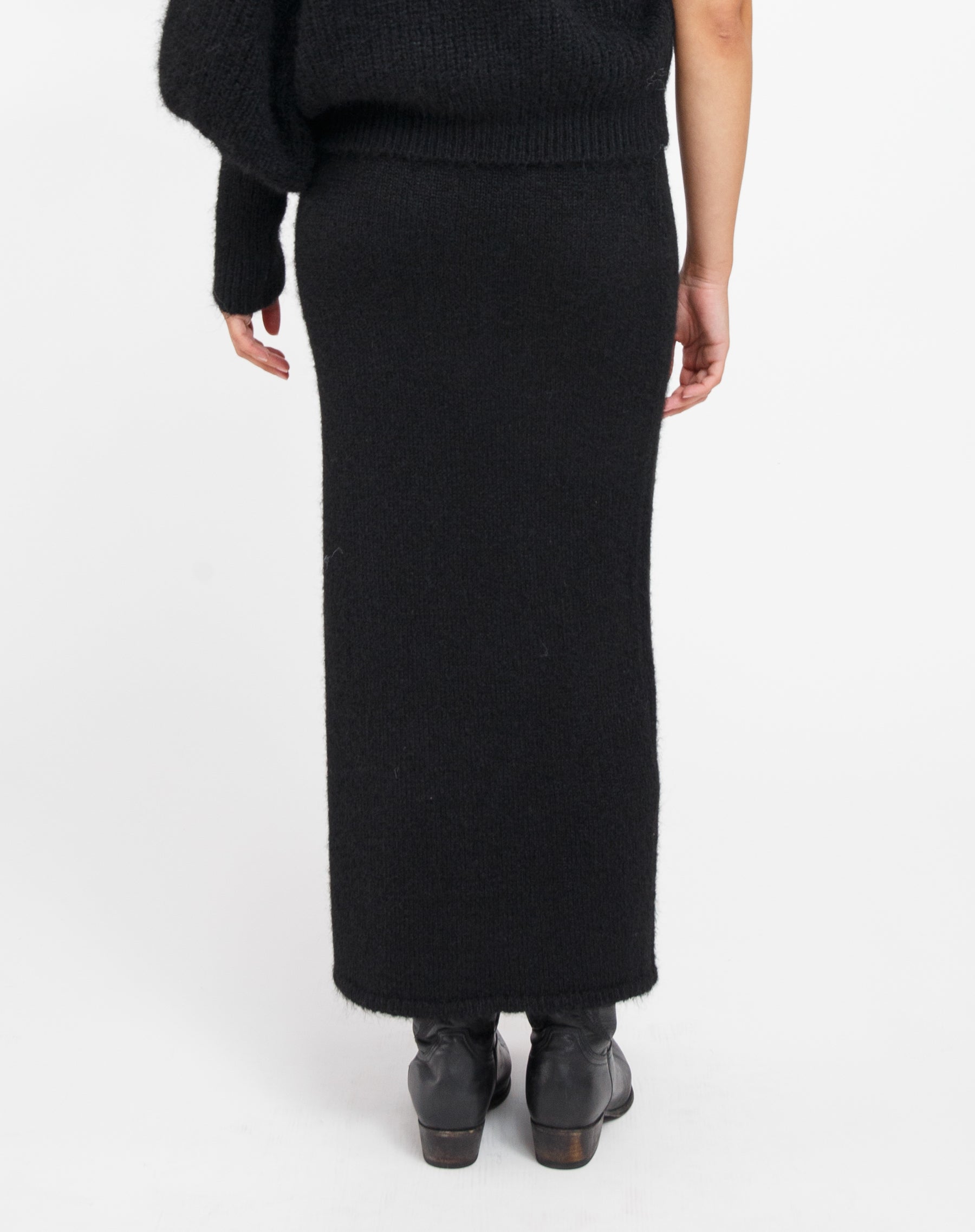 Victoria Knit Skirt – BRUNETTE The Label