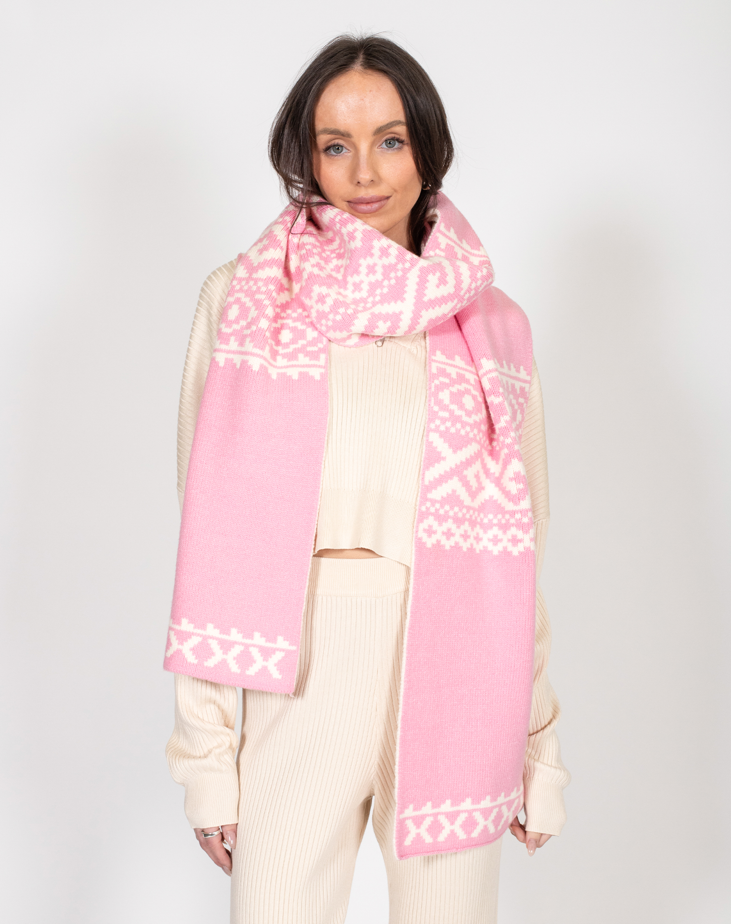 Reversible hot sale blanket scarf