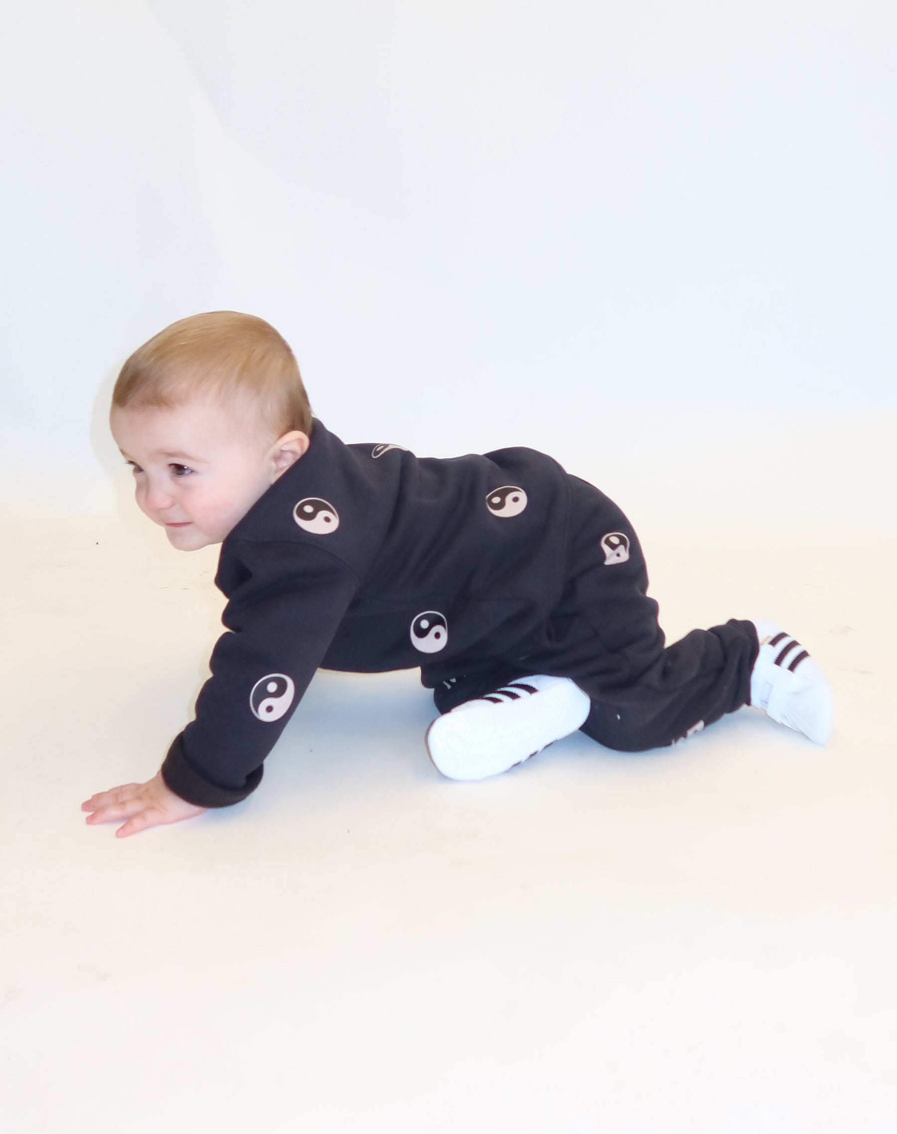 "All Over Yin Yang" Kids Classic Crew