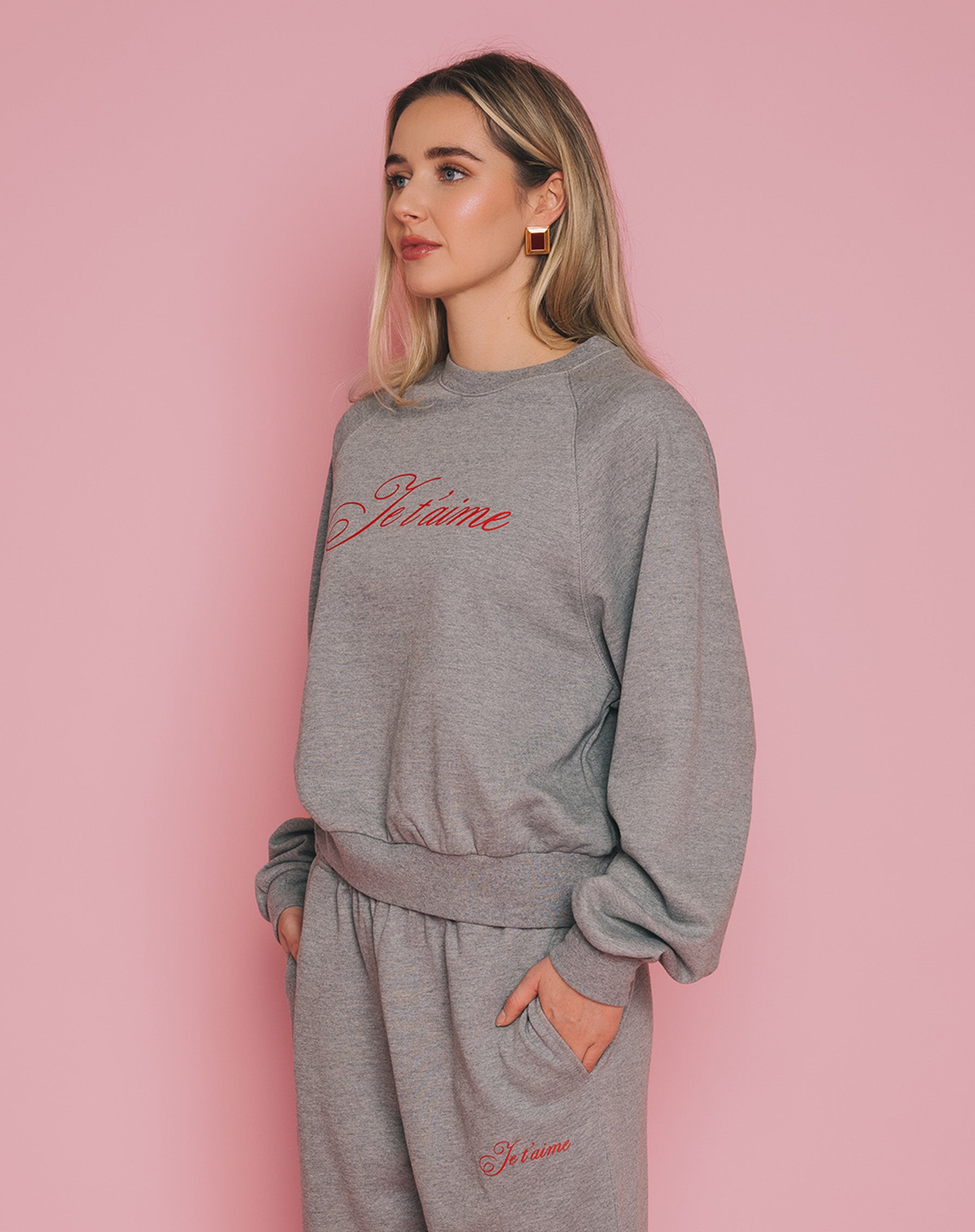 "Je t'aime" Cousin Crew