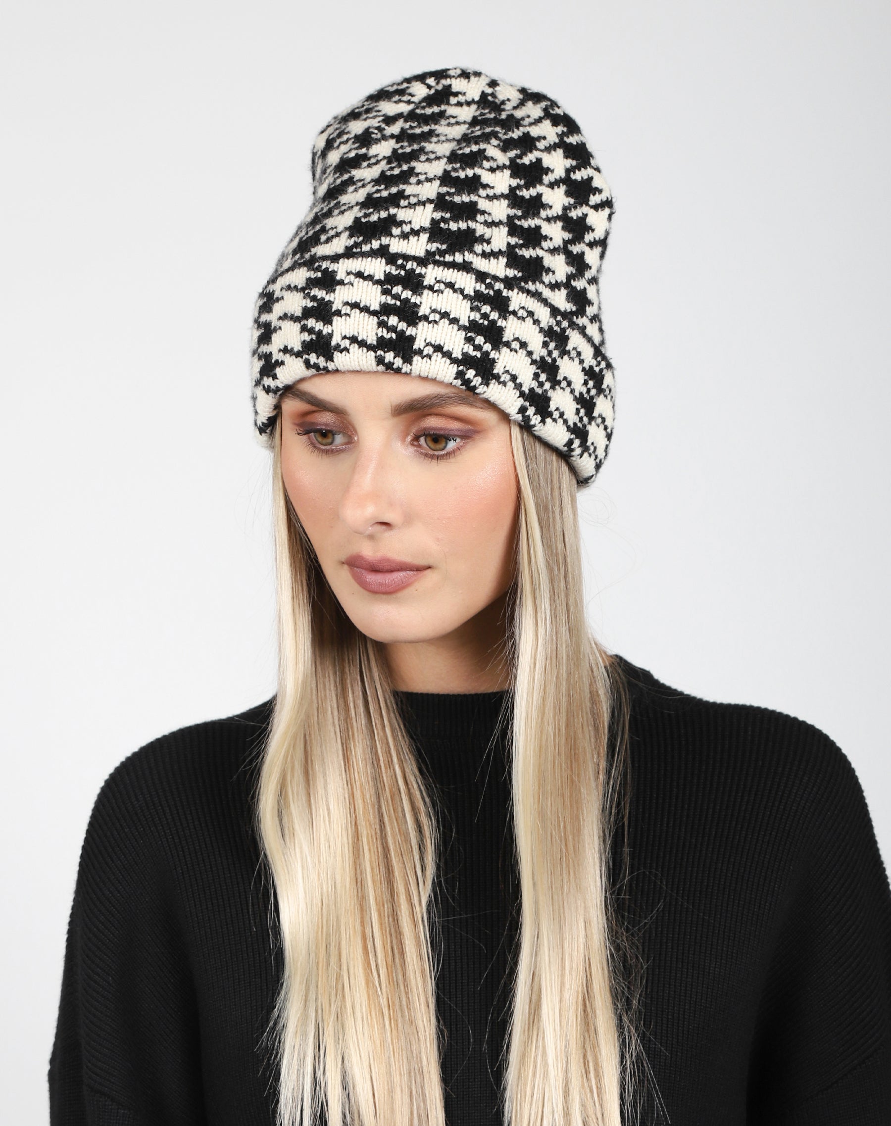 The Houndstooth Toque | Houndstooth