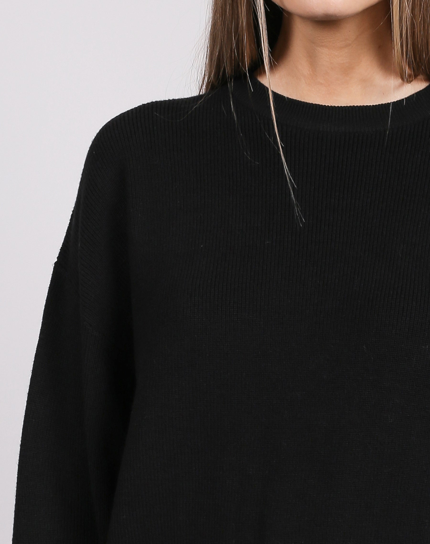 The Ribbed Knit Crew Neck Sweater | Black